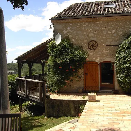 La Tuquette Bed & Breakfast Beaugas